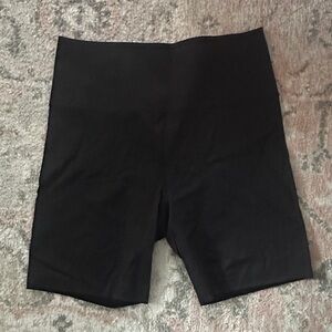 Knix Women's Black Bike Shorts